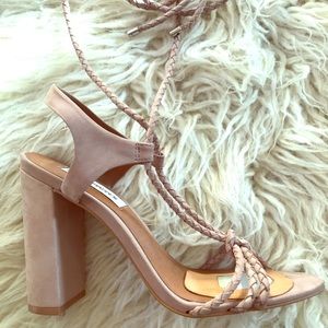 Steve Madden Size 7.5 Block Heel Sandal